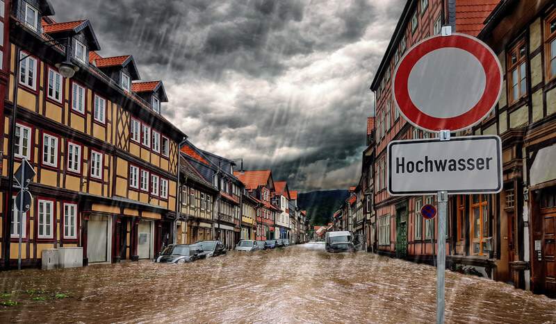 Unwetter_überflutete Altstadt | Hero Unwetterkampagne 2023 Münchener Verein
